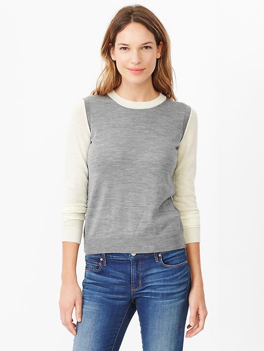 1 of 8 showing, with the color heather gray of product Colorblock merino sweater