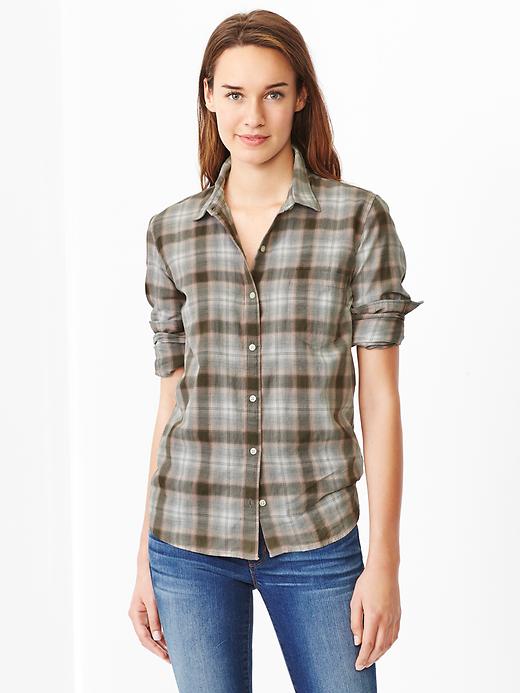 1 of 8 showing, with the color gray plaid of product Fitted boyfriend shirt