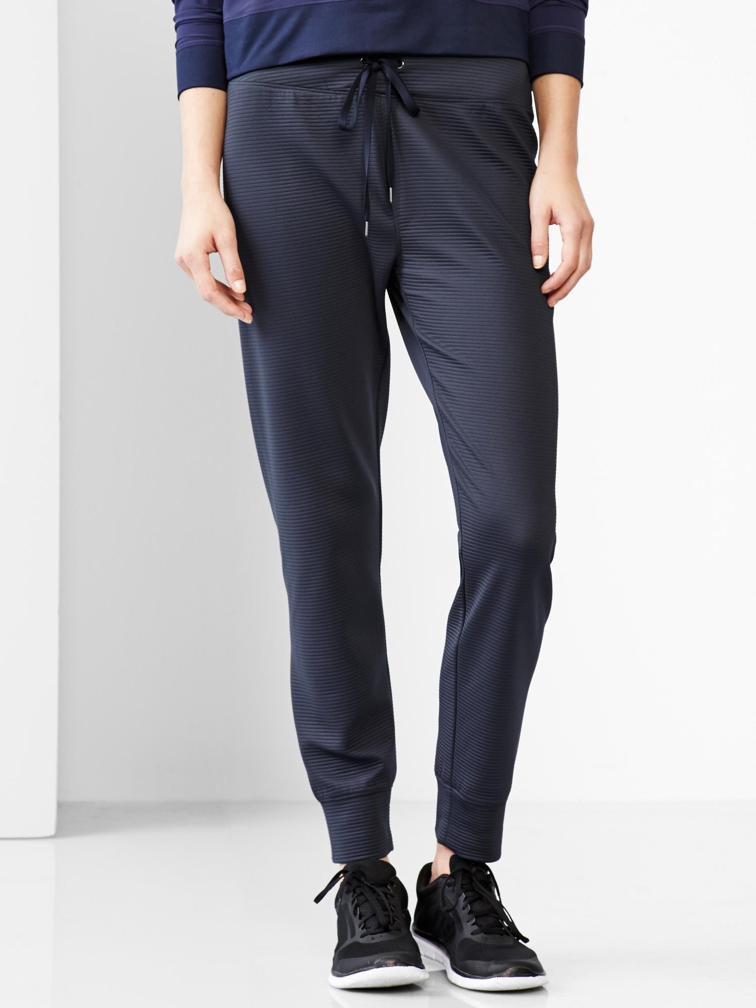 GapFit ribbed Studio pants