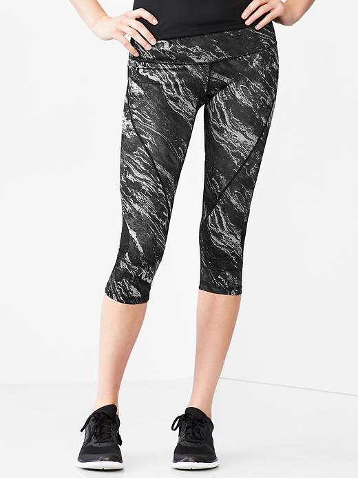 1 of 8 showing, with the color true black of product GapFit gFast 21" marble-print capris