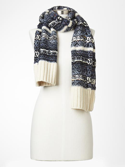 2 of 8 showing, with the color blue heather of product Fair isle wool scarf