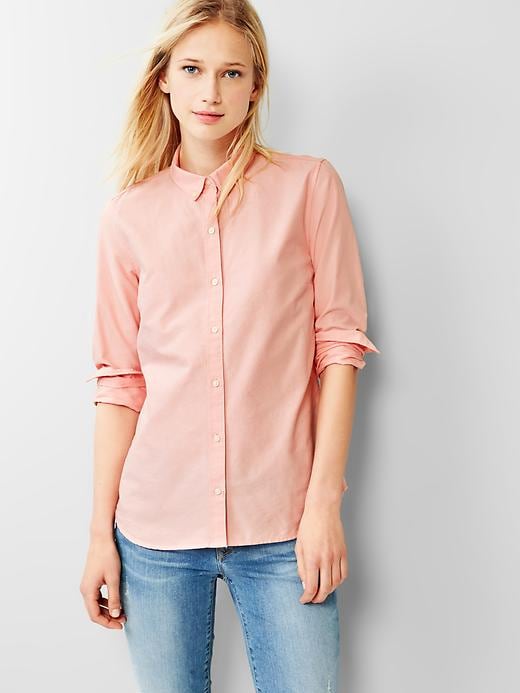 Fitted boyfriend oxford shirt Gap