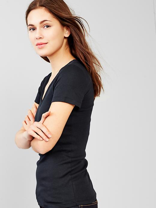 2 of 8 showing, with the color new classic navy of product Modern V-neck tee