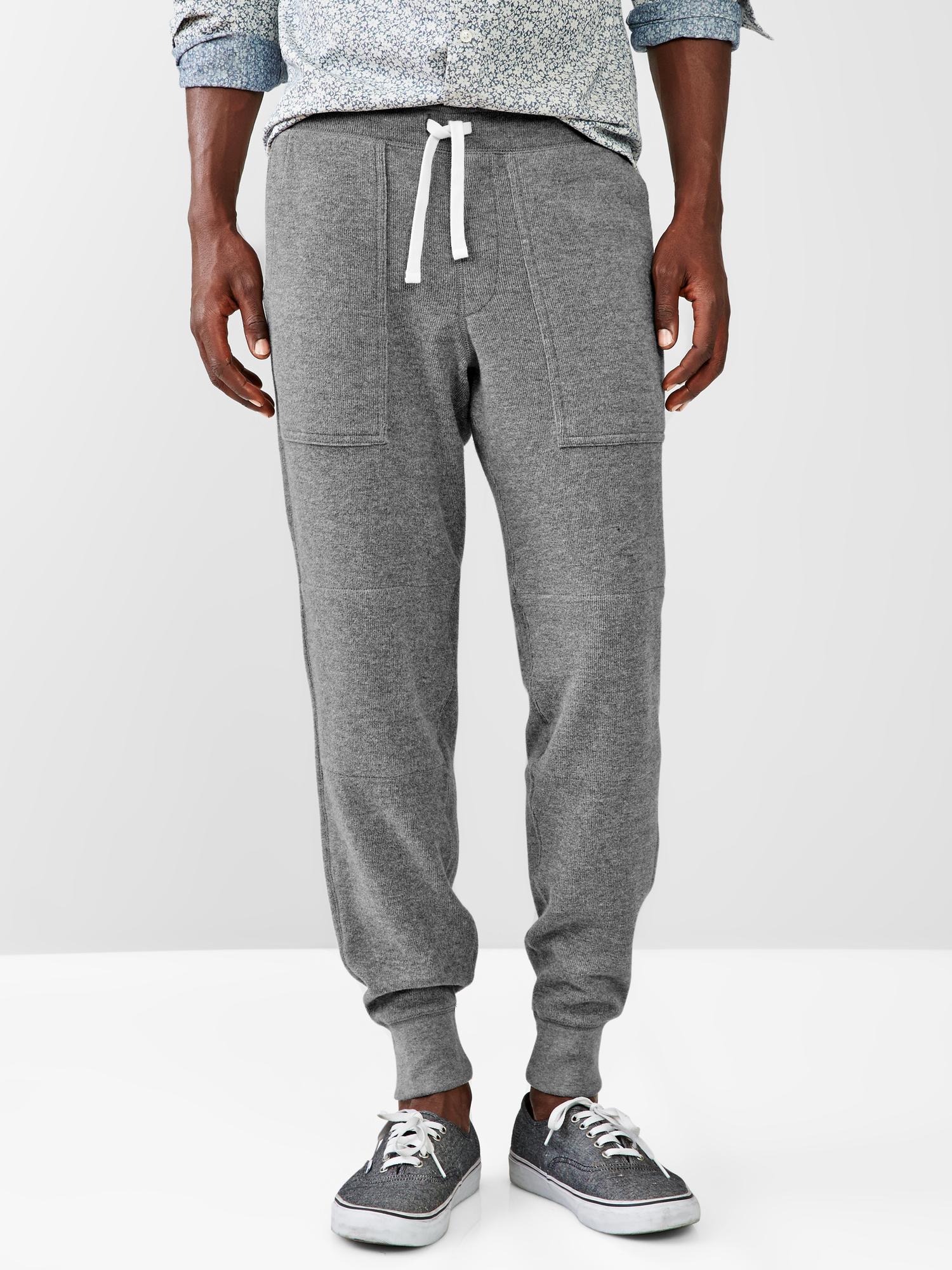 Finely ribbed sweatpants