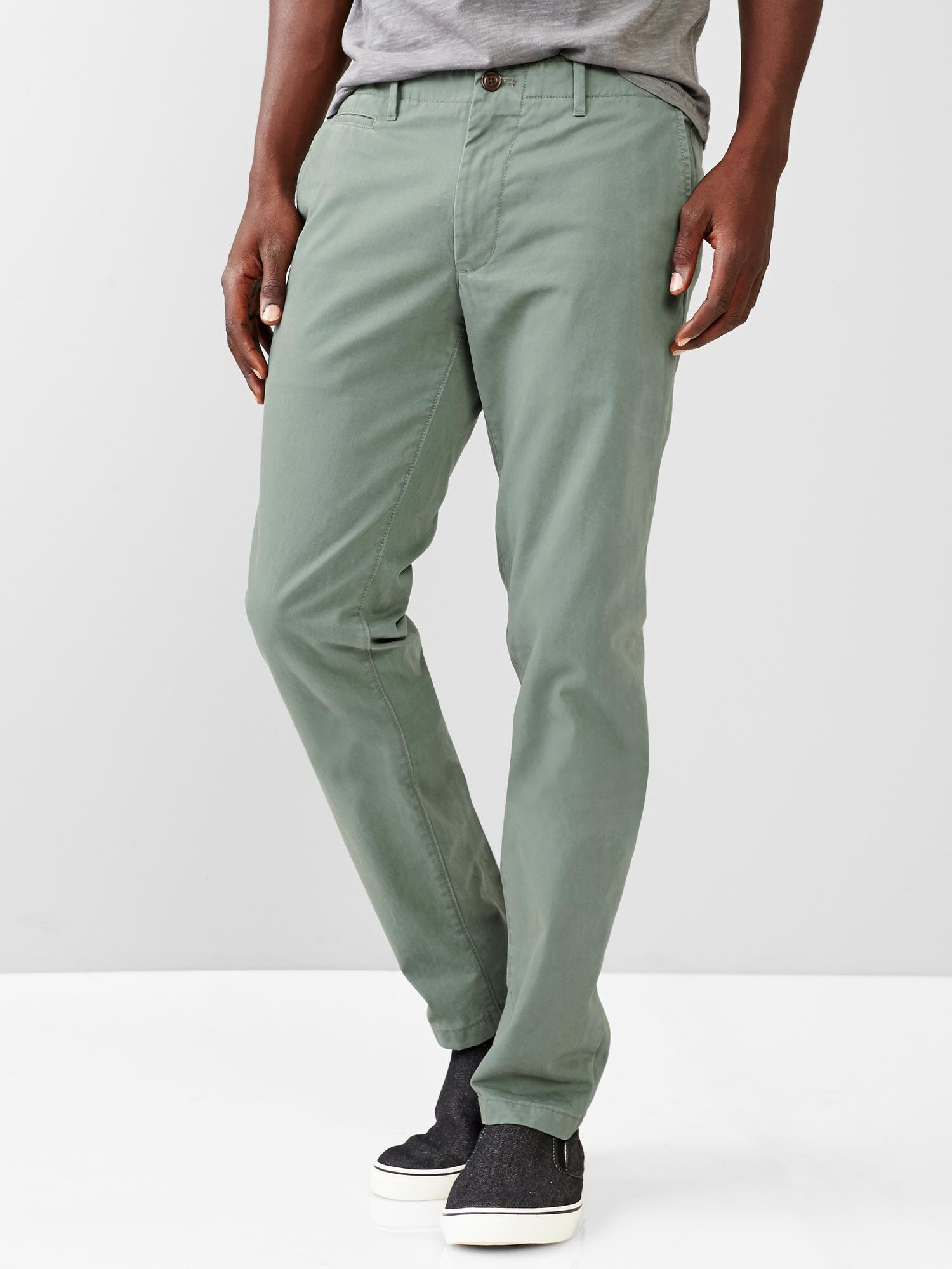 Gap khakis lived in slim stretch online
