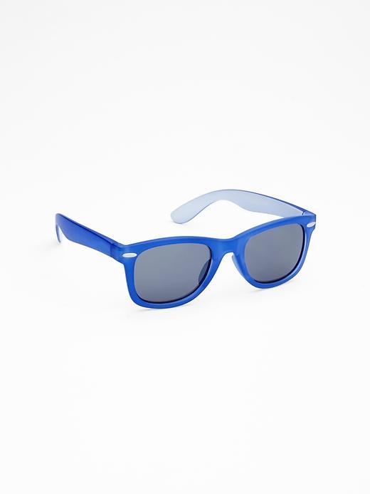 View large product image 1 of 1. Frosted retro sunglasses