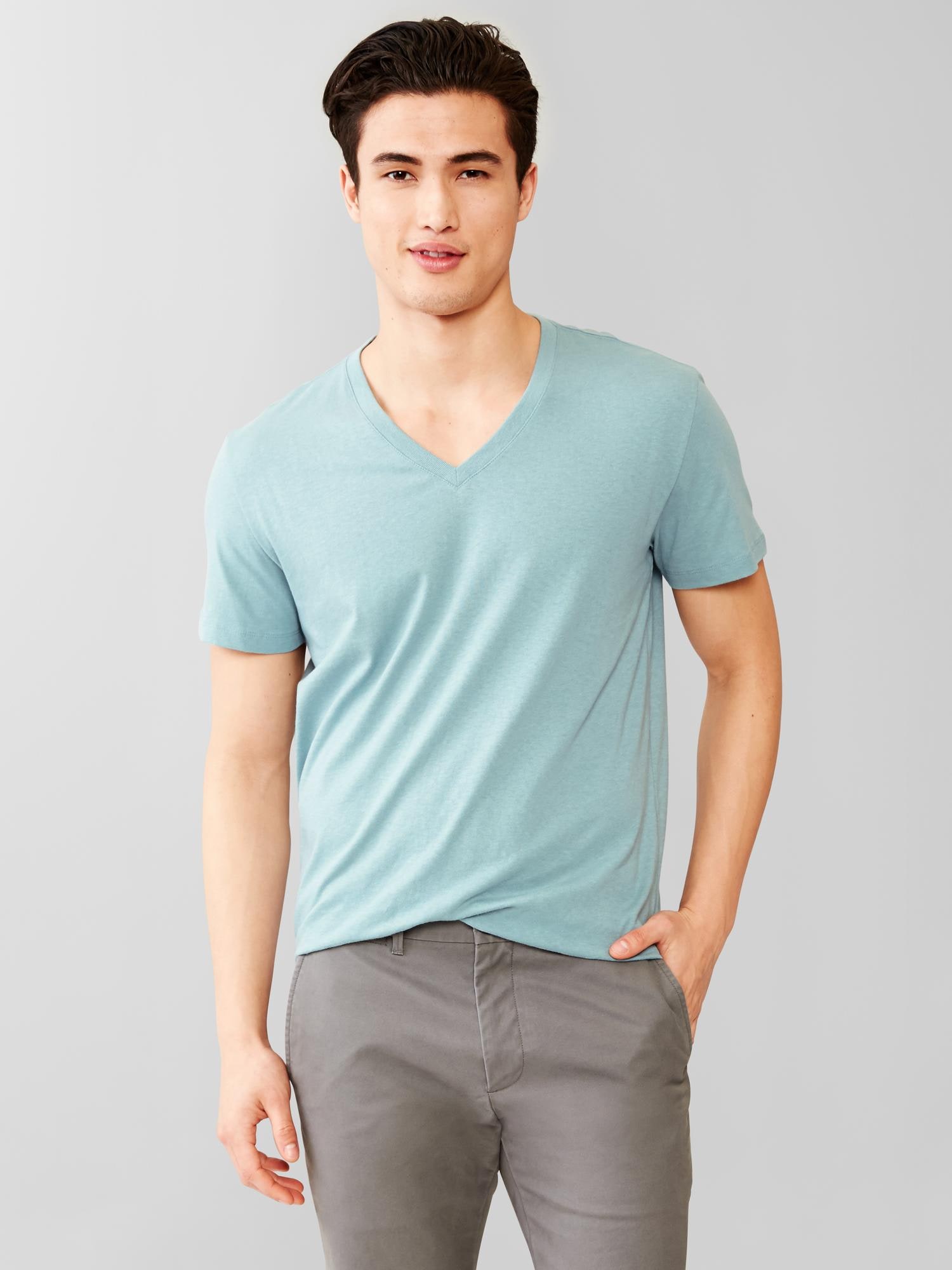Essential deep V neck t shirt Gap