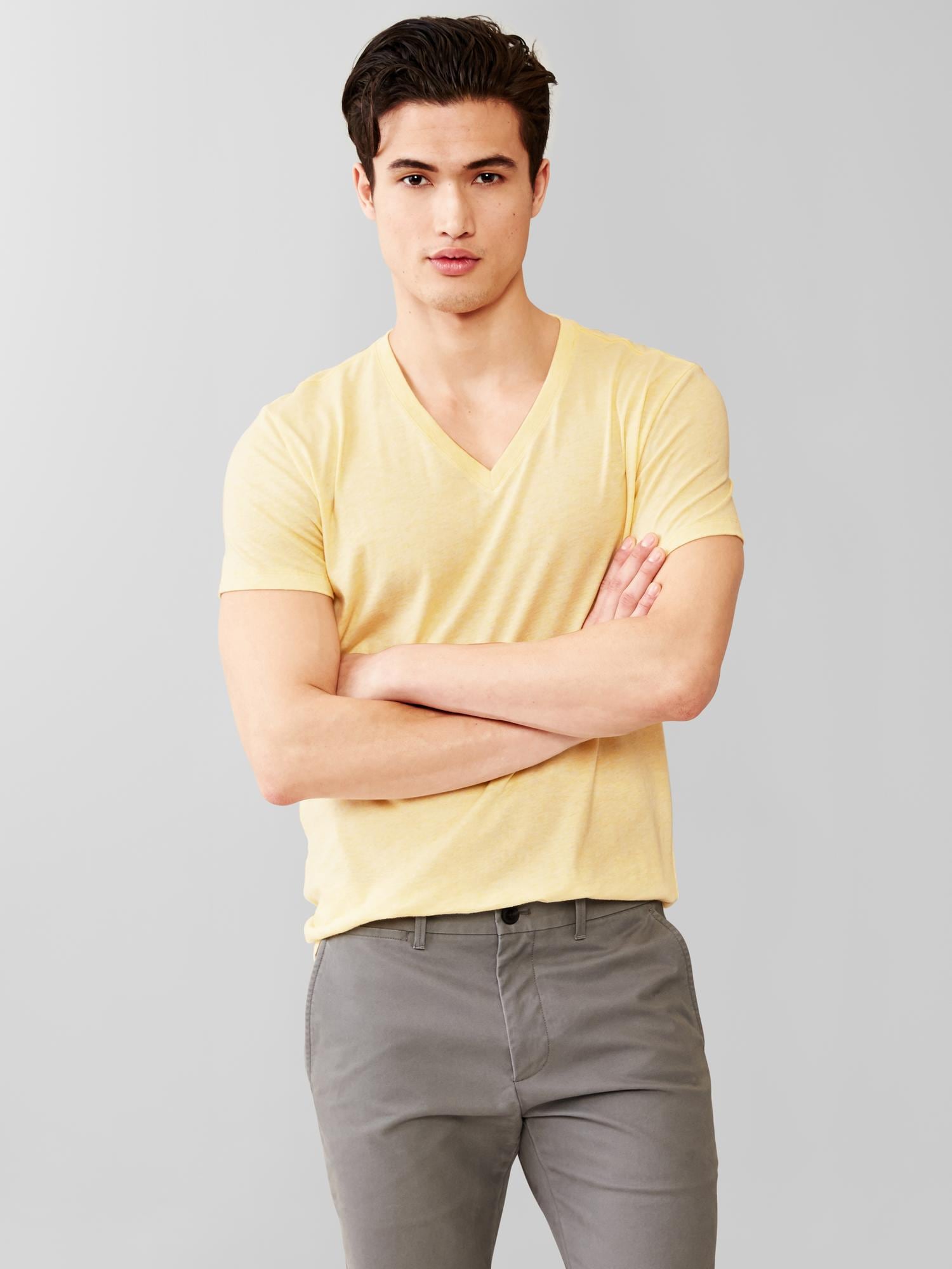 Gap essential v neck discount