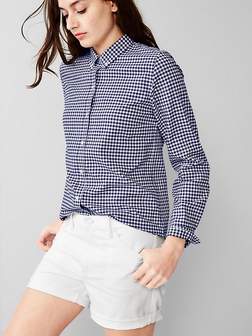 Fitted boyfriend oxford shirt Gap