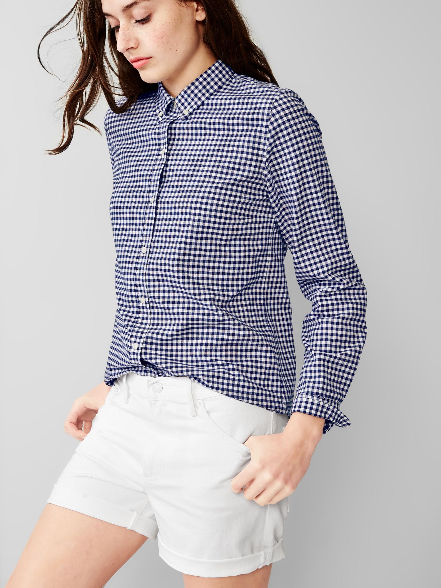 Fitted boyfriend oxford shirt Gap