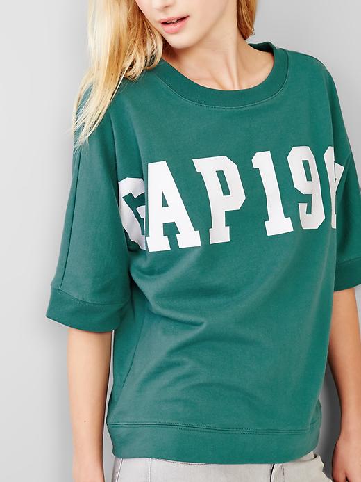2 of 8 showing, with the color balsam of product Logo sweatshirt top
