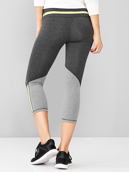 2 of 8 showing, with the color charcoal heather of product GapFit gFast heathered 21" capris