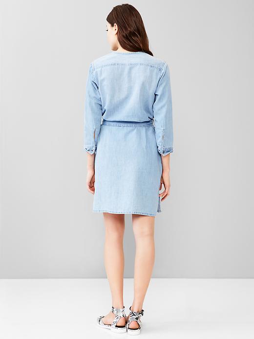 2 of 8 showing, with the color medium indigo of product 1969 linen denim belted shirtdress