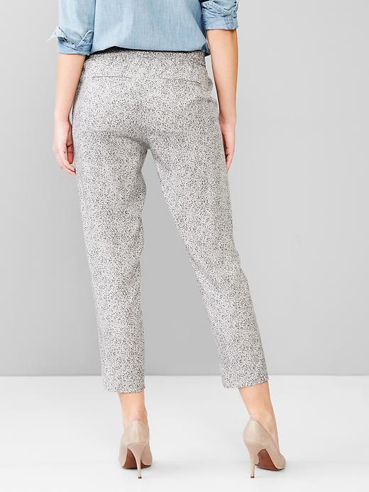 2 of 8 showing, with the color gray print of product Printed TENCEL™ jogger pants