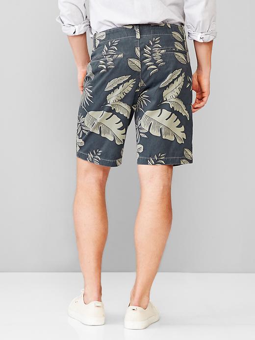 2 of 8 showing, with the color palm print of product Lived-in palm print shorts (10")