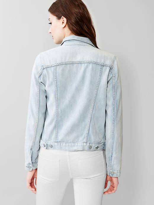 2 of 8 showing, with the color light indigo of product 1969 denim jacket