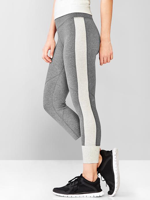 GapFit cotton 23" cuffed capris Gap