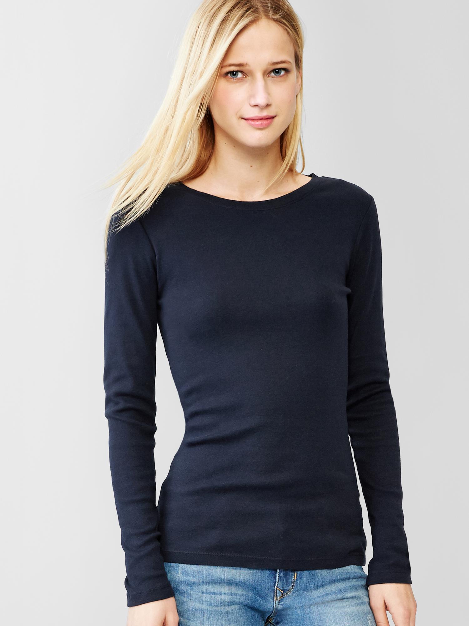 Favorite long sleeve crew tee Gap