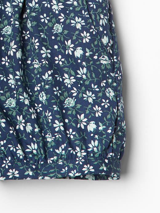2 of 8 showing, with the color blue floral of product Printed bubble shorts