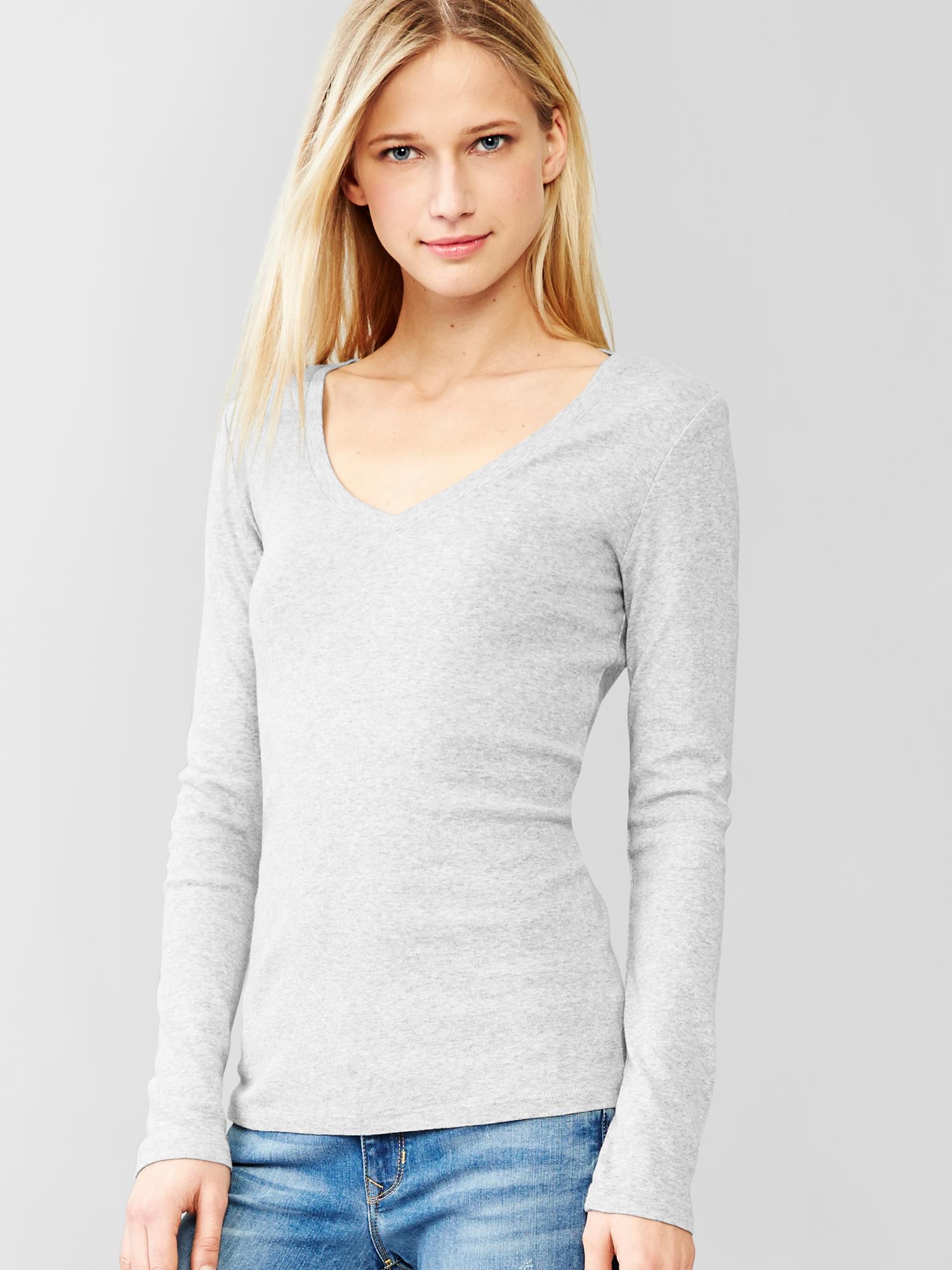 Favorite long-sleeve V-neck tee | Gap