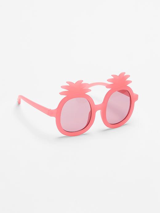 1 of 8 showing, with the color pink heart of product Pineapple sunglasses