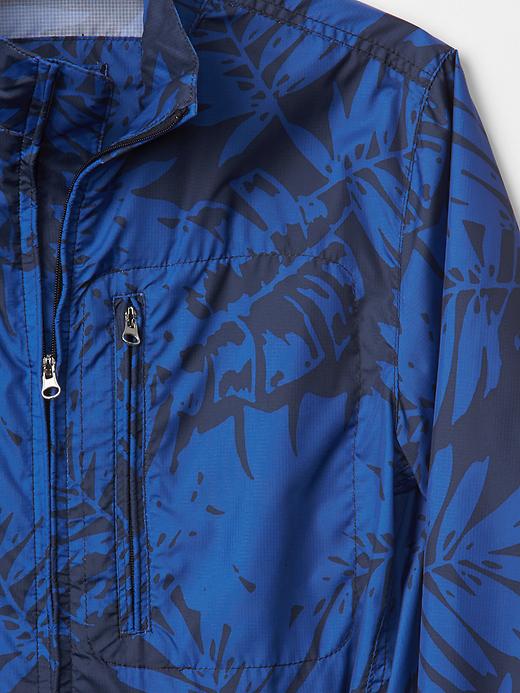 2 of 8 showing, with the color blue palm print of product Packable printed ripstop windbuster