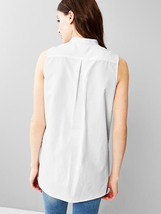 2 of 8 showing, with the color white of product Bib tunic