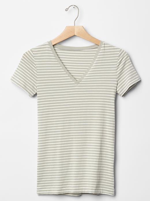 2 of 8 showing, with the color APRILSTP MINERAL GREY of product Pure Body V-neck tee