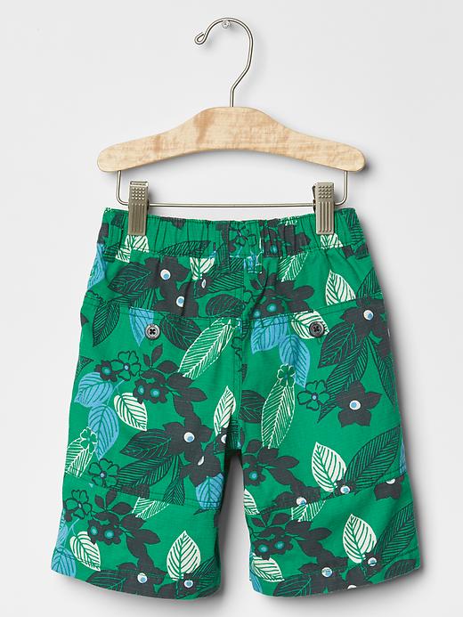 2 of 8 showing, with the color deluxe green of product Pull-on floral ripstop shorts