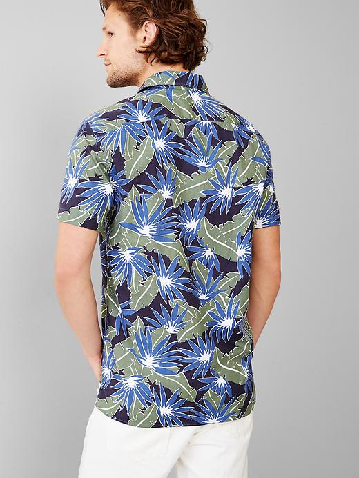 2 of 8 showing, with the color indigo of product Surf palm print shirt