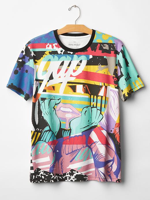 1 of 8 showing, with the color black of product Remix Project Pose t-shirt (unisex)