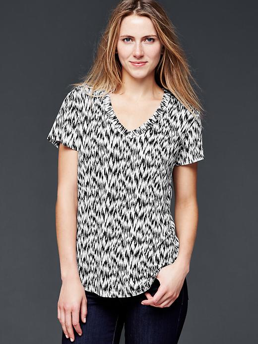 View large product image 1 of 1. Printed linen tee