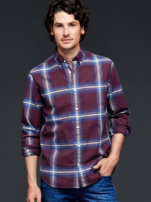 1 of 8 showing, with the color ruby wine of product Stone plaid twill shirt