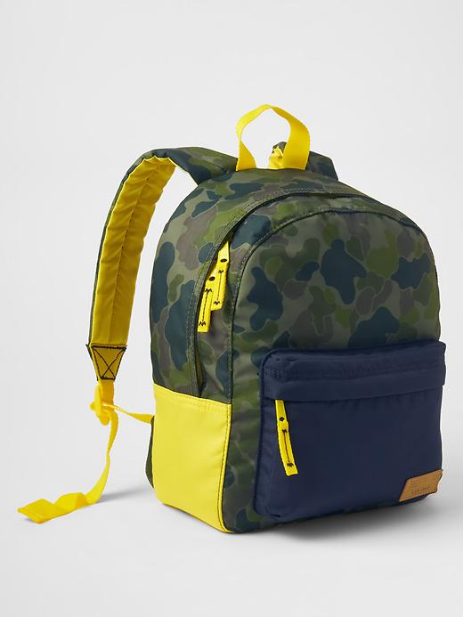 1 of 8 showing, with the color camo of product Contrast camo backpack