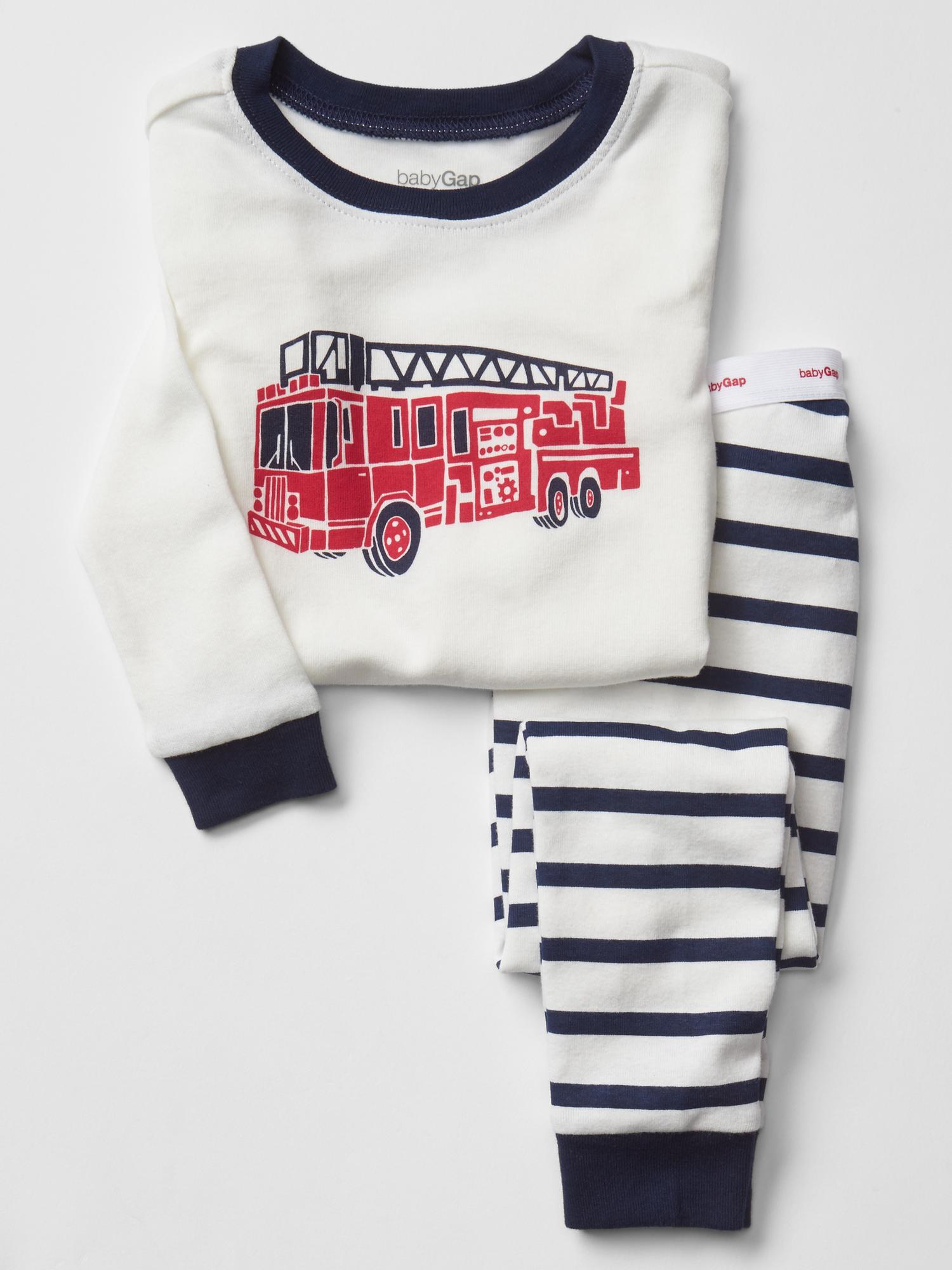Gap fire truck deals pajamas