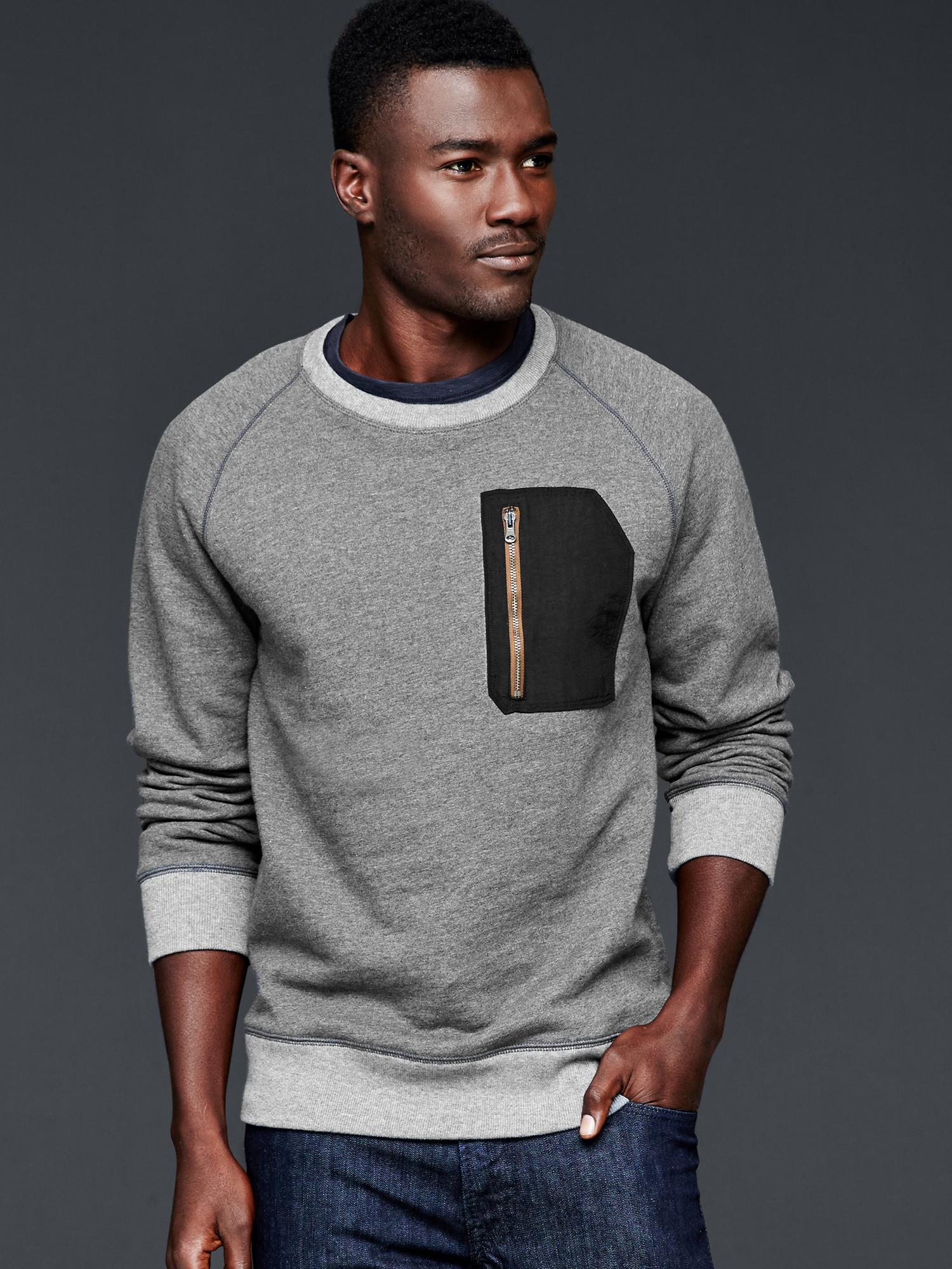 Lived-in zip pocket sweatshirt | Gap