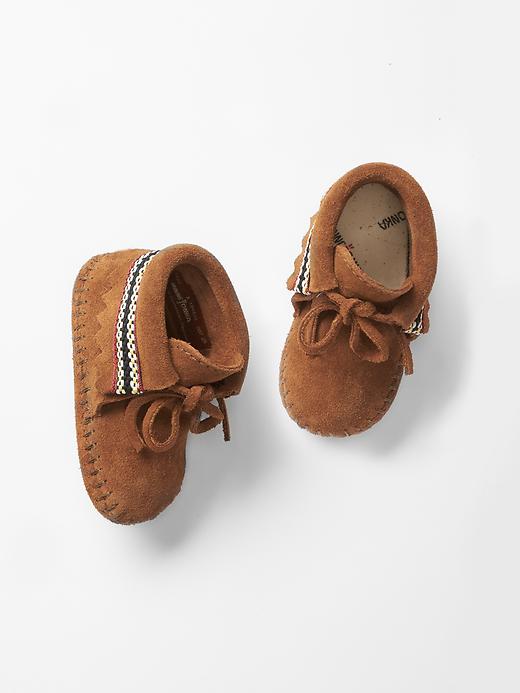 1 of 8 showing, with the color brown of product Minnetonka Moccasin® braid bootie