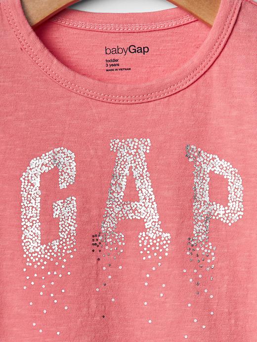 2 of 8 showing, with the color pink heart of product Logo glitter dust graphic tee