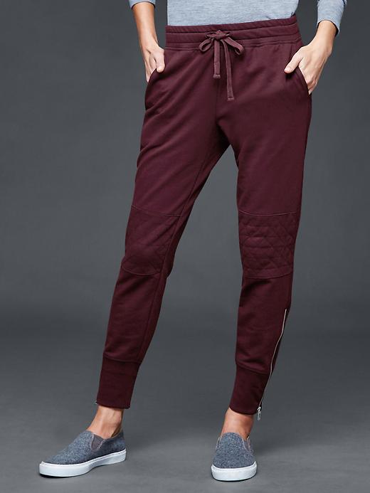 1 of 8 showing, with the color vamp red of product Moto boyfriend joggers