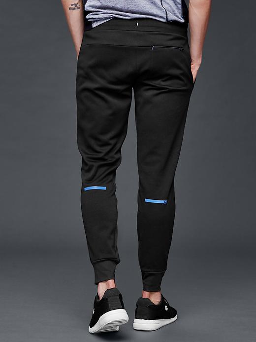 2 of 8 showing, with the color true black of product Fit fleece jogger