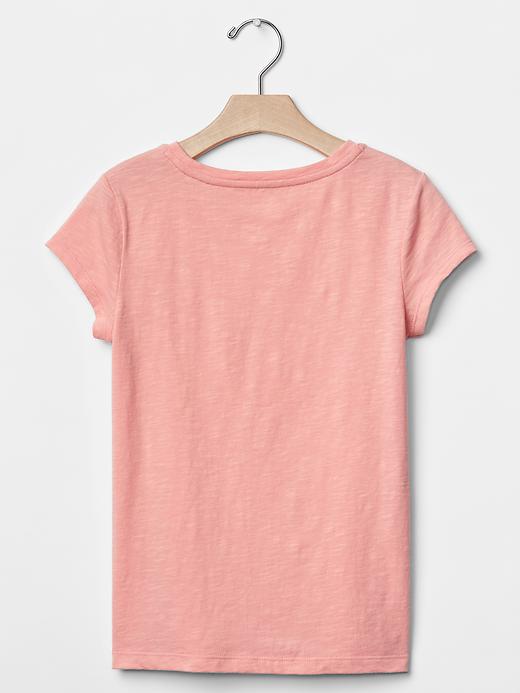 2 of 8 showing, with the color creamy coral of product Daisy logo tee