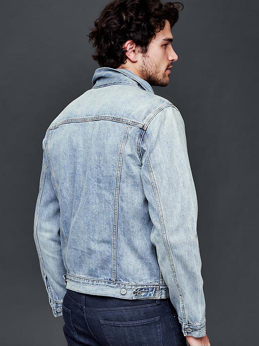 2 of 8 showing, with the color light indigo of product 1969 icon denim jacket