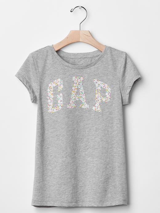 1 of 8 showing, with the color heather grey of product Daisy logo tee