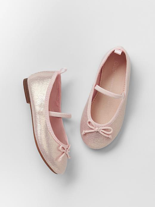 View large product image 1 of 1. Bow ballet flats