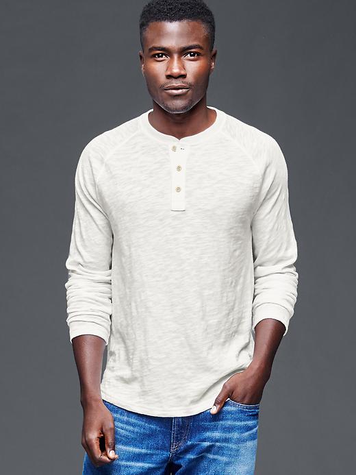 1 of 8 showing, with the color new off white of product Heathered slub henley