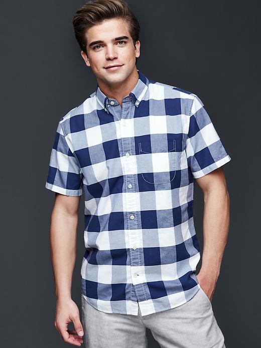 1 of 8 showing, with the color comet blue of product Oxford large gingham short sleeve standard fit shirt
