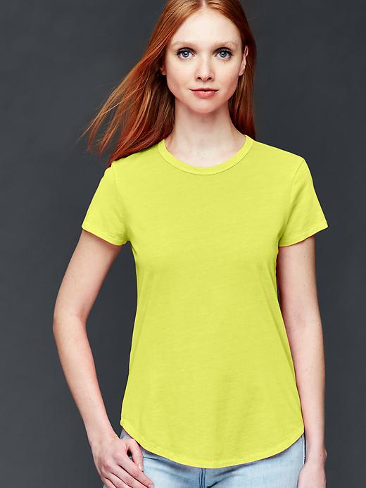1 of 8 showing, with the color limon of product Vintage wash crewneck tee