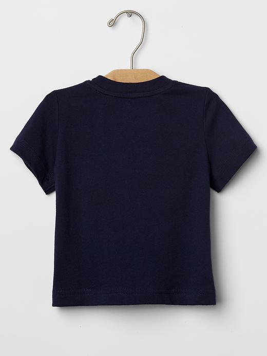 2 of 8 showing, with the color dark night of product Graphic short-sleeve tee