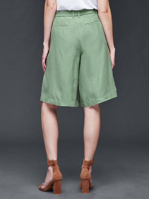 2 of 8 showing, with the color twig of product Drapey bermuda shorts