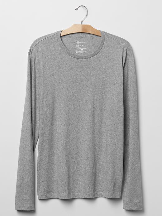 Image number 6 showing, Essential long-sleeve crewneck t-shirt
